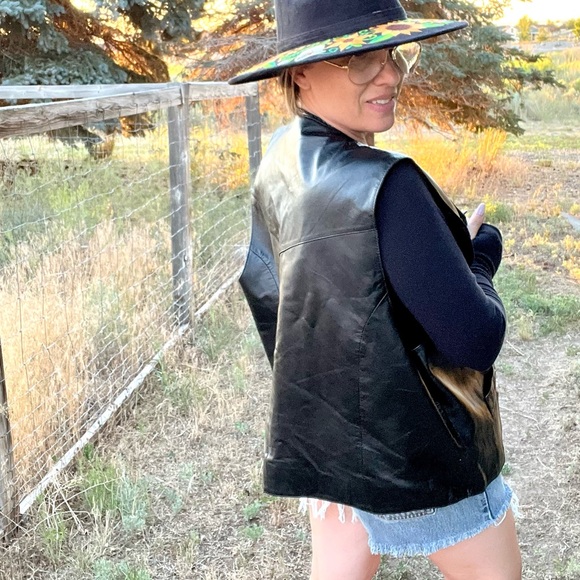 Vintage 100% Leather Biker Snap Front Motorcycle Vest Size 3XL - Picture 5 of 8